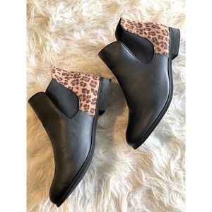 Black boots with animal print